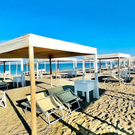 Regina Del Mare Holiday Apartments Tirrenia Extérieur photo