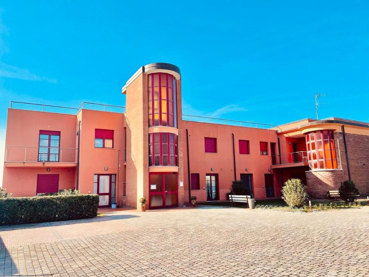 Regina Del Mare Holiday Apartments Tirrenia Extérieur photo
